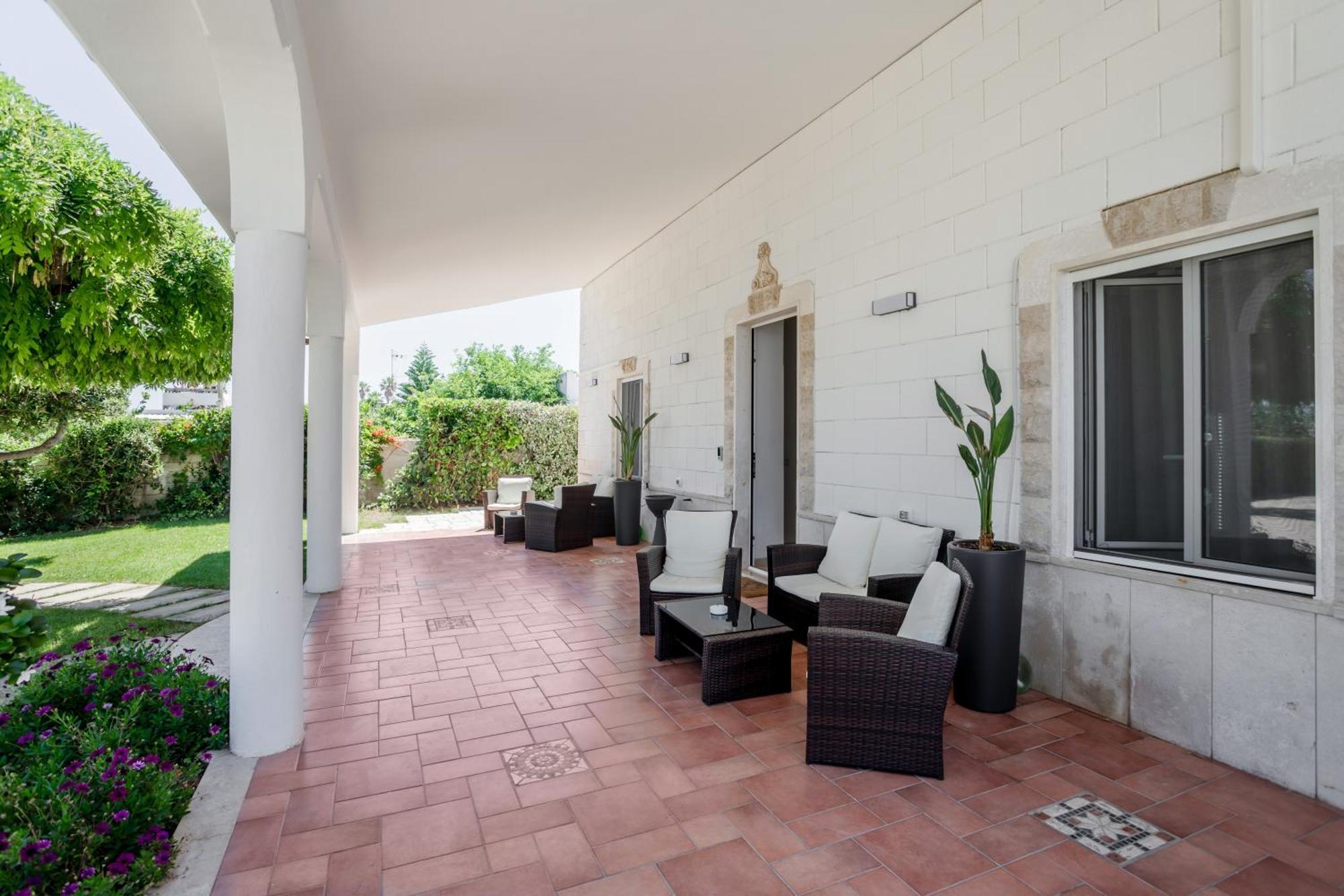 Pietramare Luxury Suites Bari Exterior foto