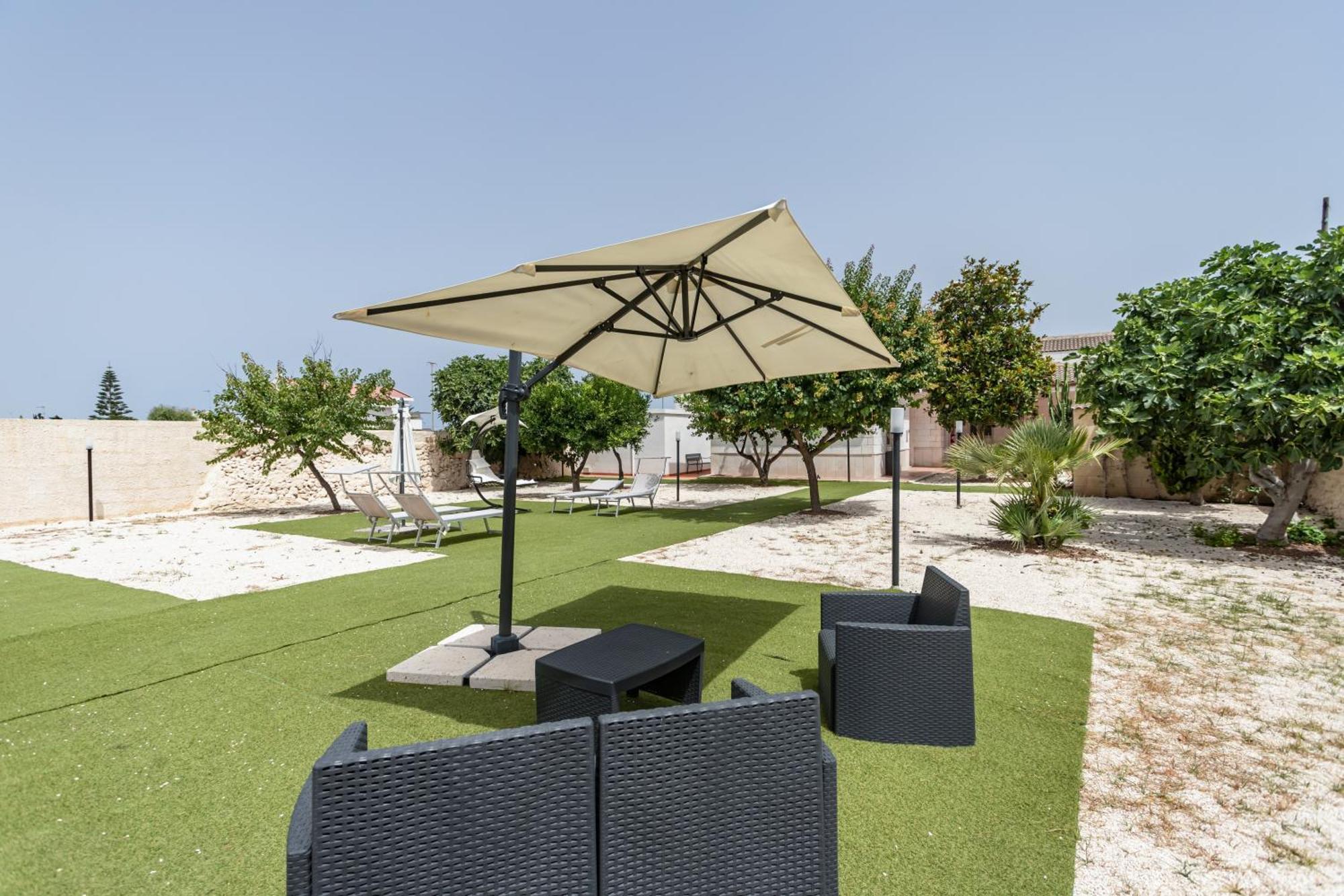 Pietramare Luxury Suites Bari Exterior foto